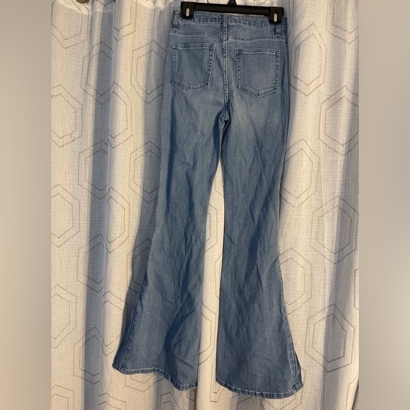 Women’s 24 Blue Jean Flare/Wide Legged Pants Leg Split 5 Pockets Zip/Button Clos - Picture 11 of 14